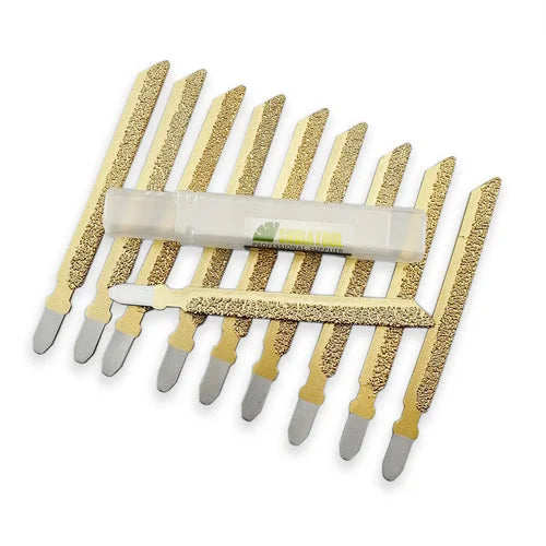 Dijamantski list za ubodnu testeru 100mm A8840104 u pakovanju sa više listova za sečenje keramike i kamena