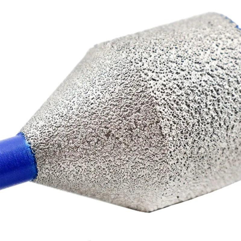 Detalj konusnog vacuum brazed dijamantskog tela krune 10–35mm za precizno proširivanje i fazetiranje rupa