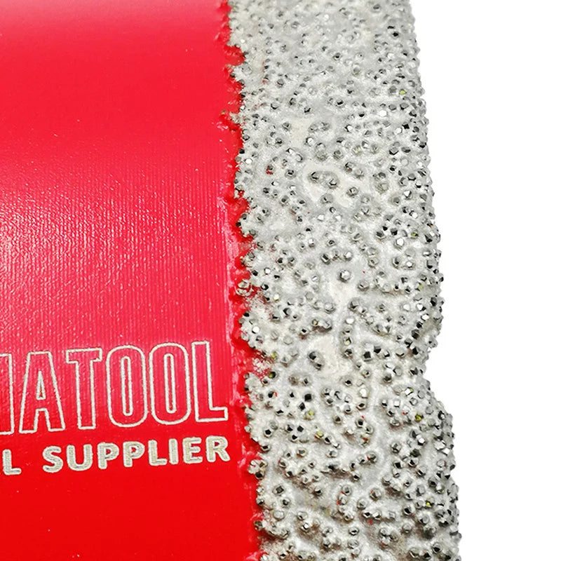 Detaljan prikaz dijamantske obloge krune 75 mm – elektroplatinirani dijamantski segmenti