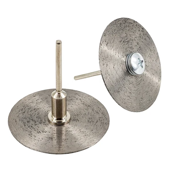 Detaljan prikaz mini dijamantske ploče Ø40 mm x 0,6 mm za precizno sečenje i graviranje